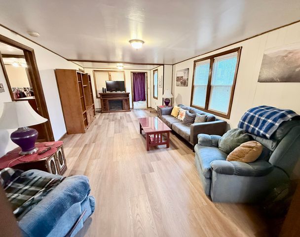 6 South Platt Street, Plattsburgh, NY 12901