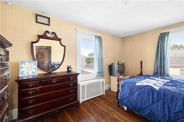 153 Lyndon Road, Cranston, RI 02905