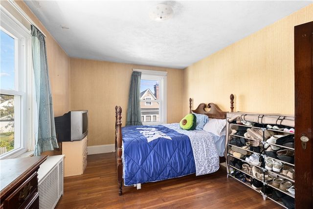 153 Lyndon Road, Cranston, RI 02905