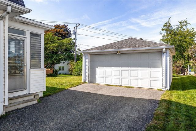 153 Lyndon Road, Cranston, RI 02905
