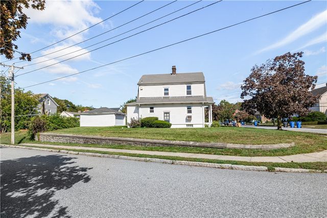 153 Lyndon Road, Cranston, RI 02905