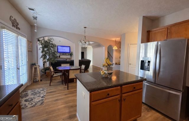 1221 Creek Crossing Drive, Mcdonough, GA 30252