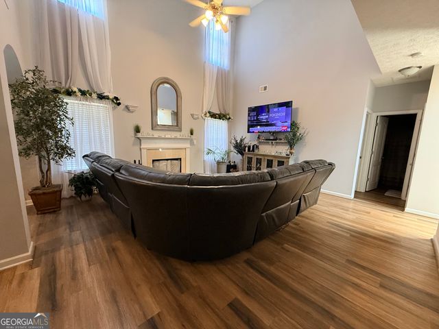 1221 Creek Crossing Drive, Mcdonough, GA 30252