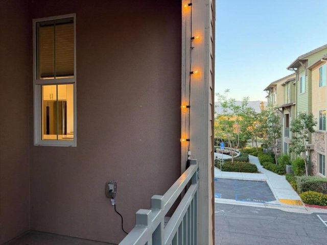 641 Savi Drive 104, Corona, CA 92878