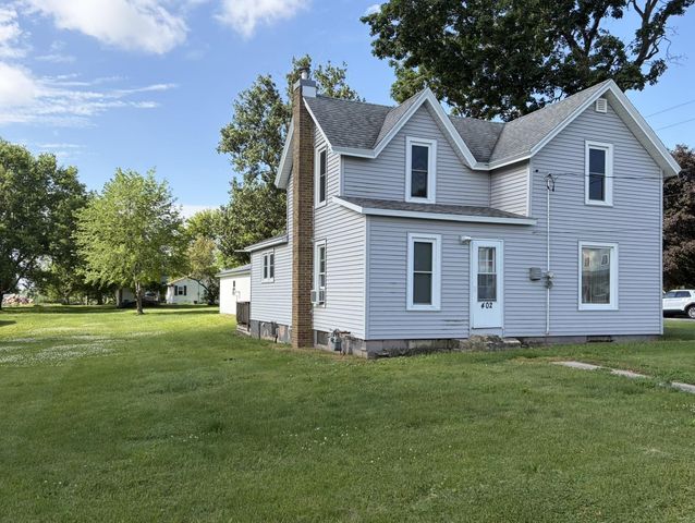 402 Douglas Avenue, Ackley, IA 50601