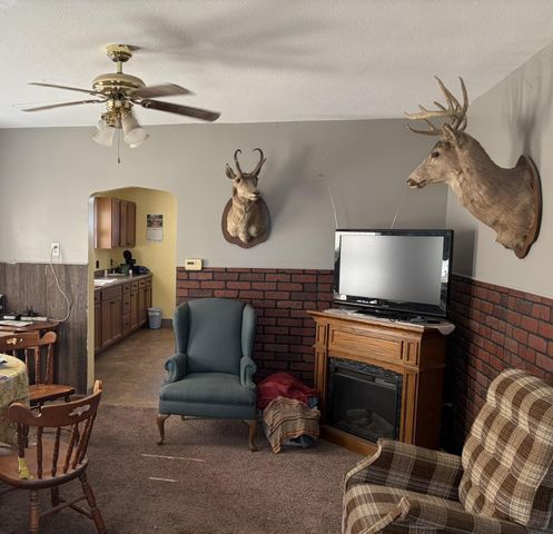 402 Douglas Avenue, Ackley, IA 50601
