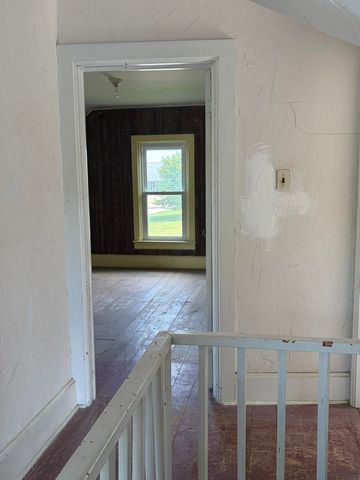 402 Douglas Avenue, Ackley, IA 50601