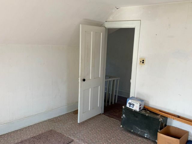 402 Douglas Avenue, Ackley, IA 50601