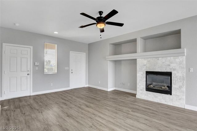 6732 Fort Benton Road, Las Vegas, NV 89122