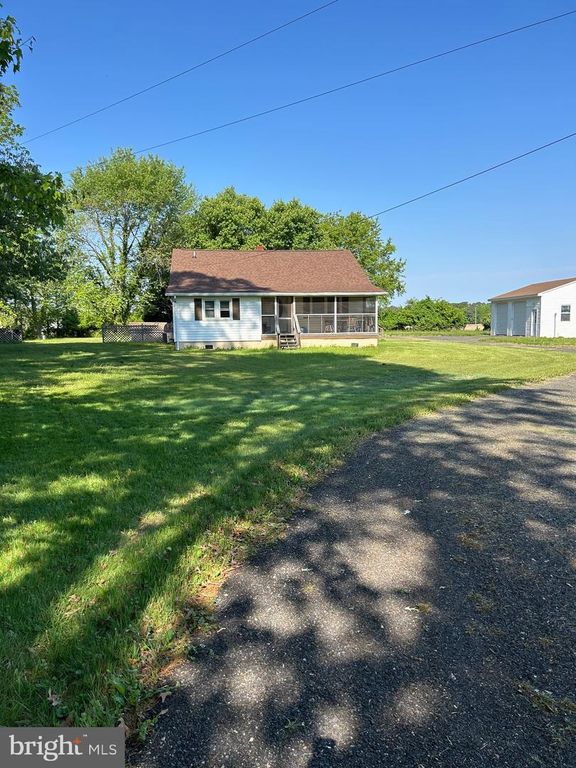 15845 COBB ISLAND RD, Newburg, MD 20664
