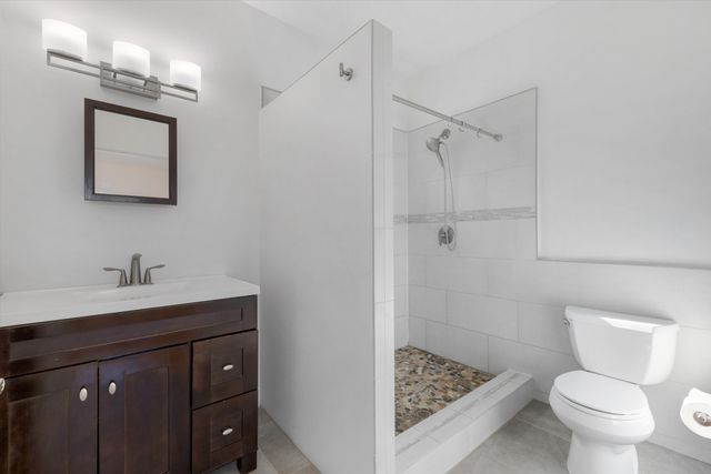 912 Hermosa Drive NE, Albuquerque, NM 87110