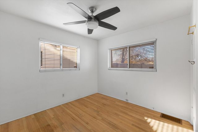 912 Hermosa Drive NE, Albuquerque, NM 87110