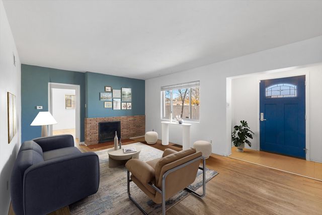 912 Hermosa Drive NE, Albuquerque, NM 87110