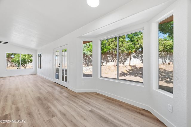 9810 E Stonehaven Way, Tucson, AZ 85747
