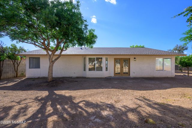 9810 E Stonehaven Way, Tucson, AZ 85747