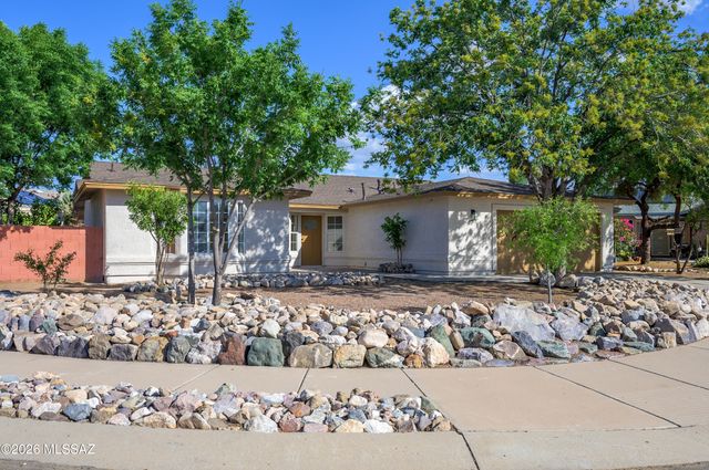 9810 E Stonehaven Way, Tucson, AZ 85747