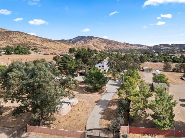 35640 Dormer Road, Agua Dulce, CA 91390