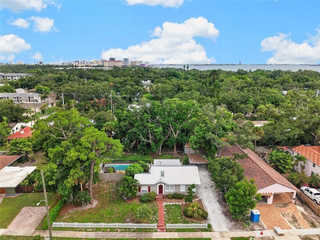 1010 VIRGINIA DRIVE, Sarasota, FL 34234