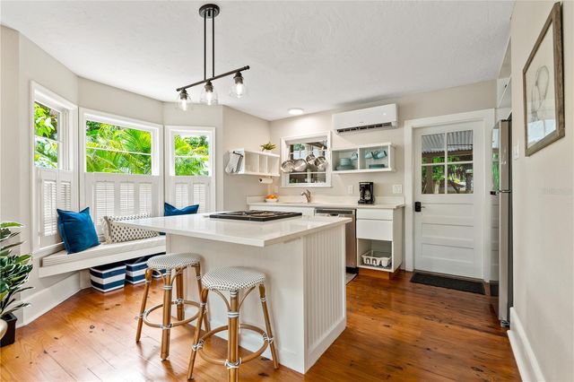 1010 VIRGINIA DRIVE, Sarasota, FL 34234