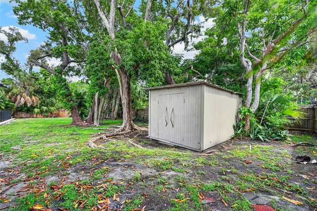 1010 VIRGINIA DRIVE, Sarasota, FL 34234