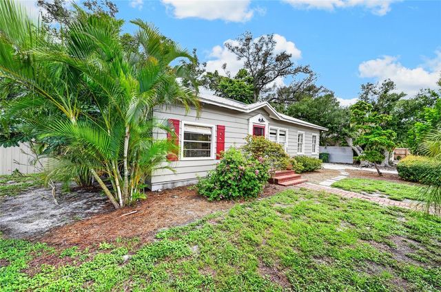 1010 VIRGINIA DRIVE, Sarasota, FL 34234