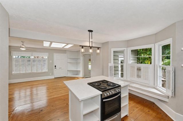 1010 VIRGINIA DRIVE, Sarasota, FL 34234