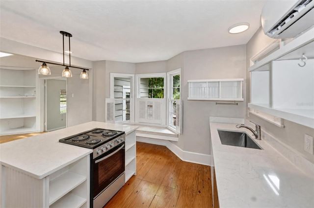 1010 VIRGINIA DRIVE, Sarasota, FL 34234