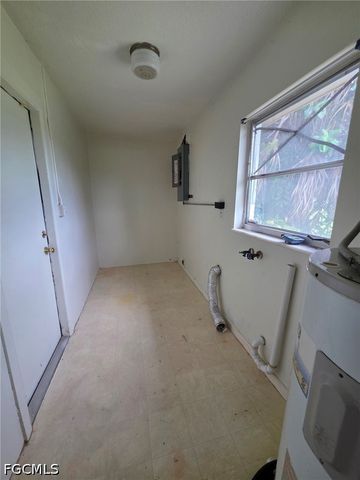 1507 Markdale ST E, Lehigh Acres, FL 33936