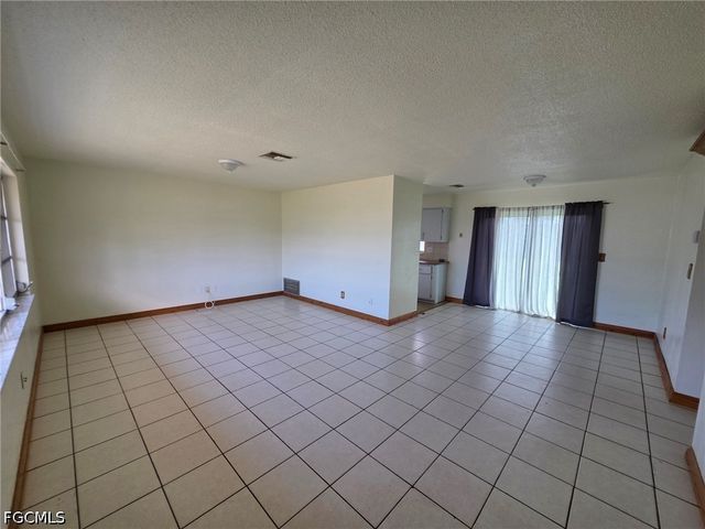 1507 Markdale ST E, Lehigh Acres, FL 33936
