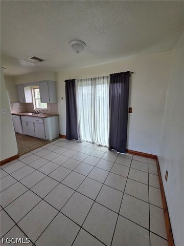 1507 Markdale ST E, Lehigh Acres, FL 33936