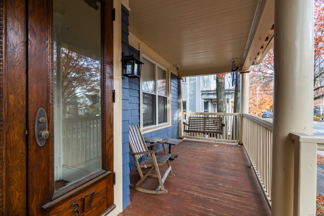 317 Willow Street, New Haven, CT 06511