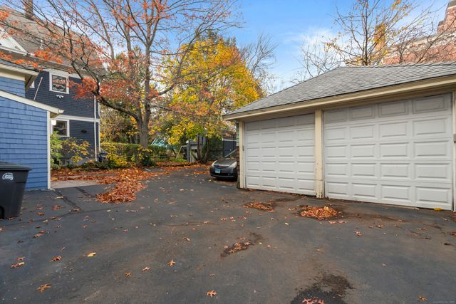 317 Willow Street, New Haven, CT 06511