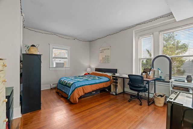 317 Willow Street, New Haven, CT 06511