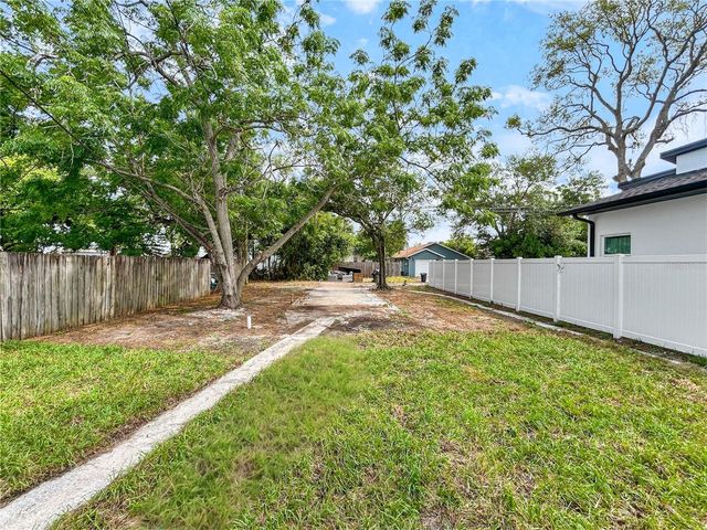 5021 9TH AVENUE S, Gulfport, FL 33707