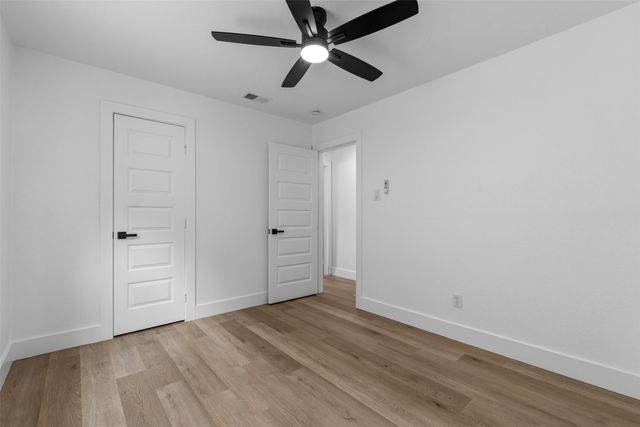 518 N M L King Jr Boulevard, Grand Prairie, TX 75050