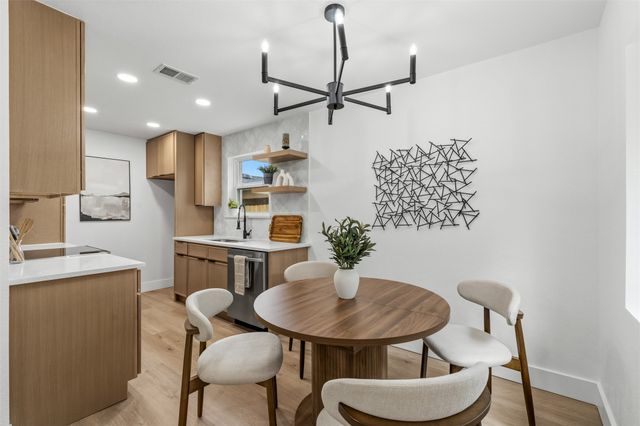 518 N M L King Jr Boulevard, Grand Prairie, TX 75050