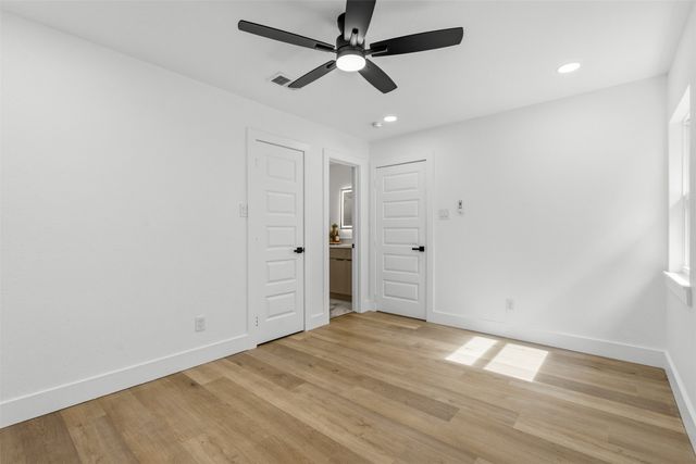 518 N M L King Jr Boulevard, Grand Prairie, TX 75050