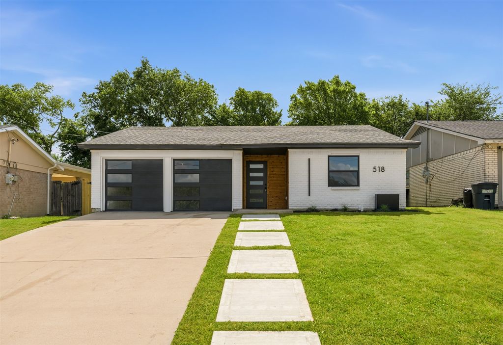 518 N M L King Jr Boulevard, Grand Prairie, TX 75050