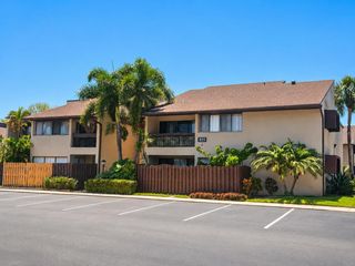 855 N VILLAGE DRIVE N 101, St Petersburg, FL 33716