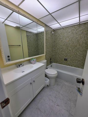 5403 SE Miles Grant Road H108, Stuart, FL 34997