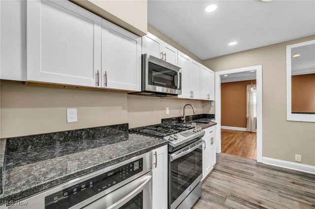 3496 Blanche Avenue, Cleveland Heights, OH 44118