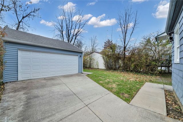 3496 Blanche Avenue, Cleveland Heights, OH 44118