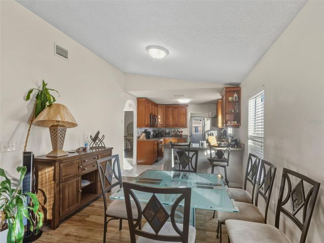 5104 TIMBERLAN STREET, Tampa, FL 33624