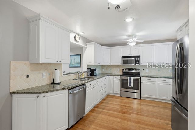 45 Queens Folly Rd Apt 779, Hilton Head Island, SC 29928