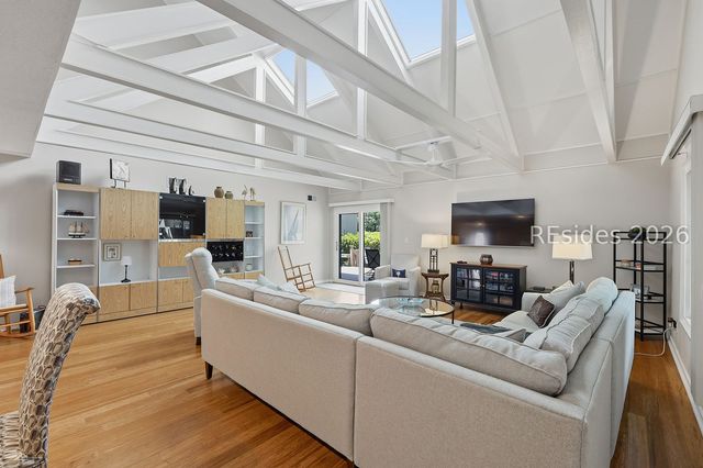 45 Queens Folly Rd Apt 779, Hilton Head Island, SC 29928