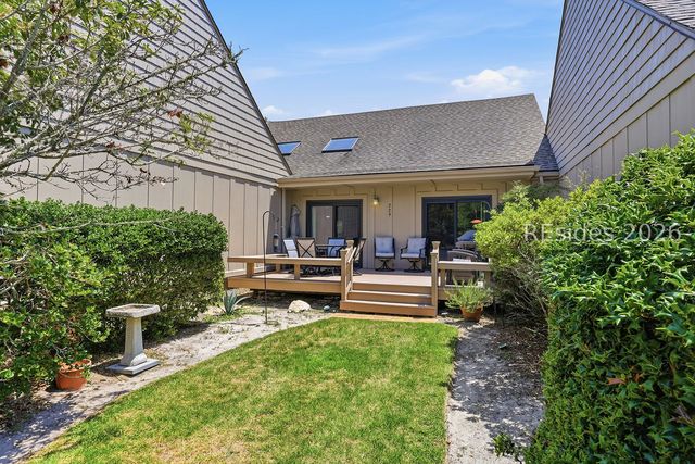 45 Queens Folly Rd Apt 779, Hilton Head Island, SC 29928