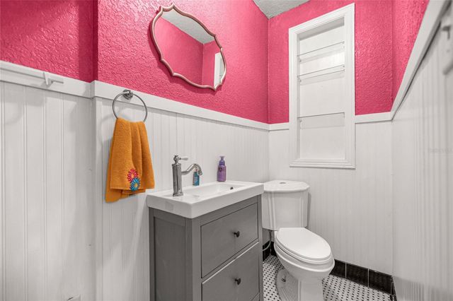 1226 SE 9TH AVENUE, Ocala, FL 34471