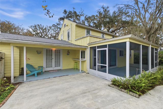 1226 SE 9TH AVENUE, Ocala, FL 34471