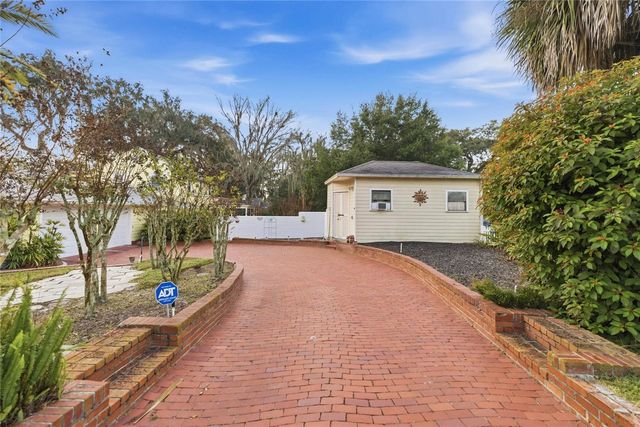 1226 SE 9TH AVENUE, Ocala, FL 34471