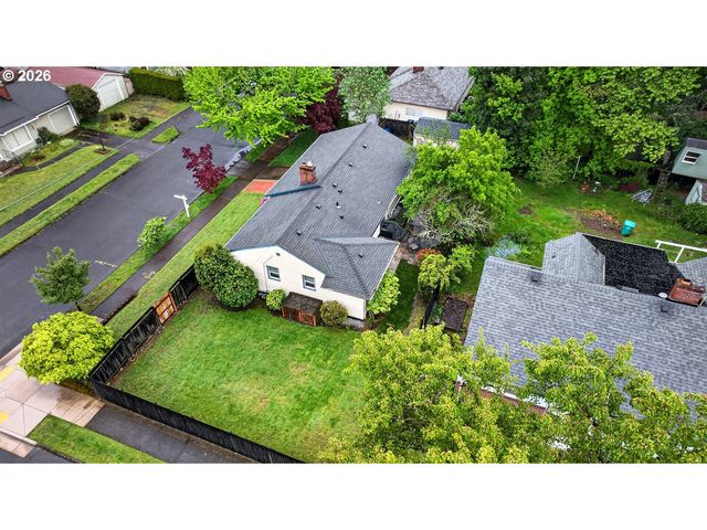 11375 Ne EVERETT St, Portland, OR 97220